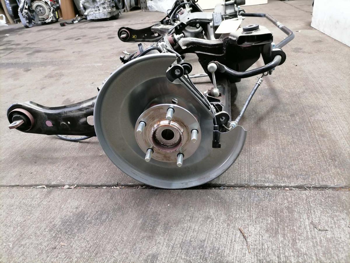 Mitsubishi Eclipse Cross original Hinterachse mit Lenker und Lager 2.4 72kw Allrad Bj.2023